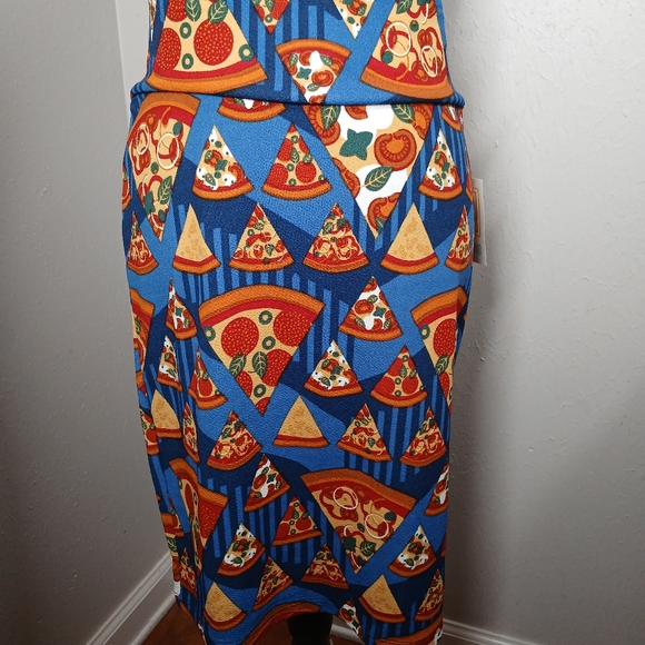 NWT Lularoe Cassie Pencil Skirt - Picture 2 of 4